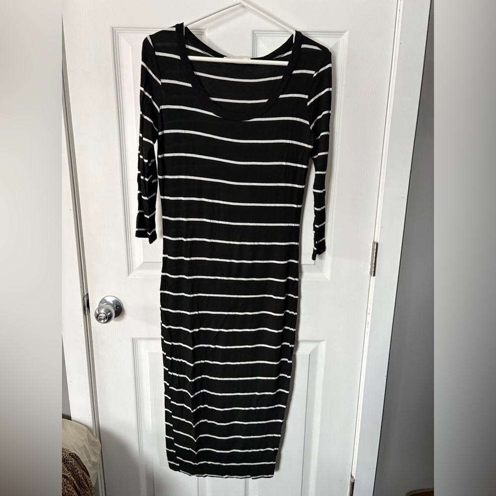 gaze Black and White Striped Midi Dress